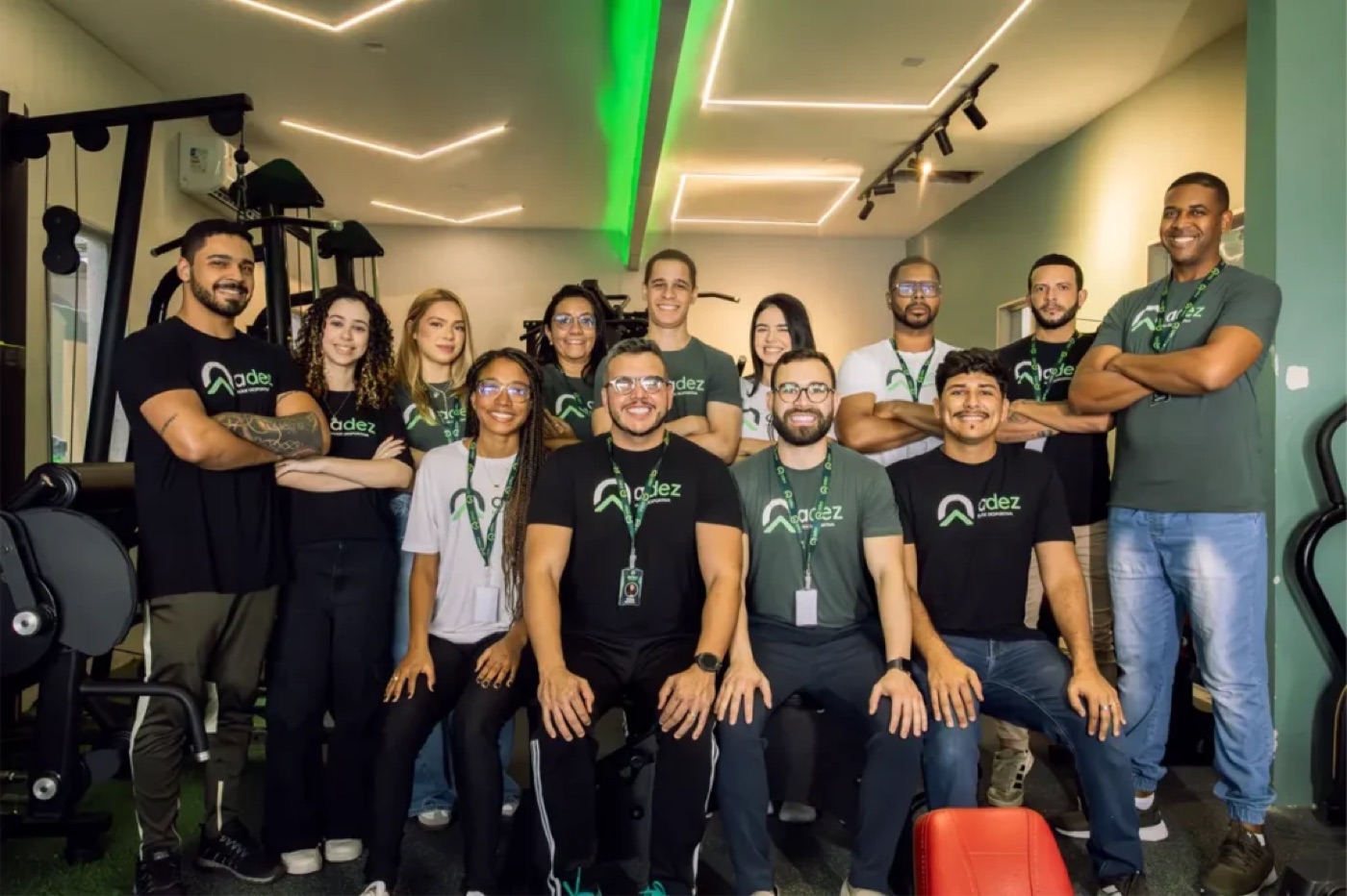 Equipe multidisciplinar da clínica Adez